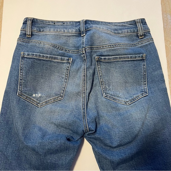 Fashion Nova Ripped Medium Wash Jeans - Picture 7 of 10